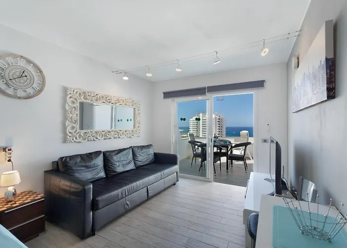 Flores 407 Apartamento